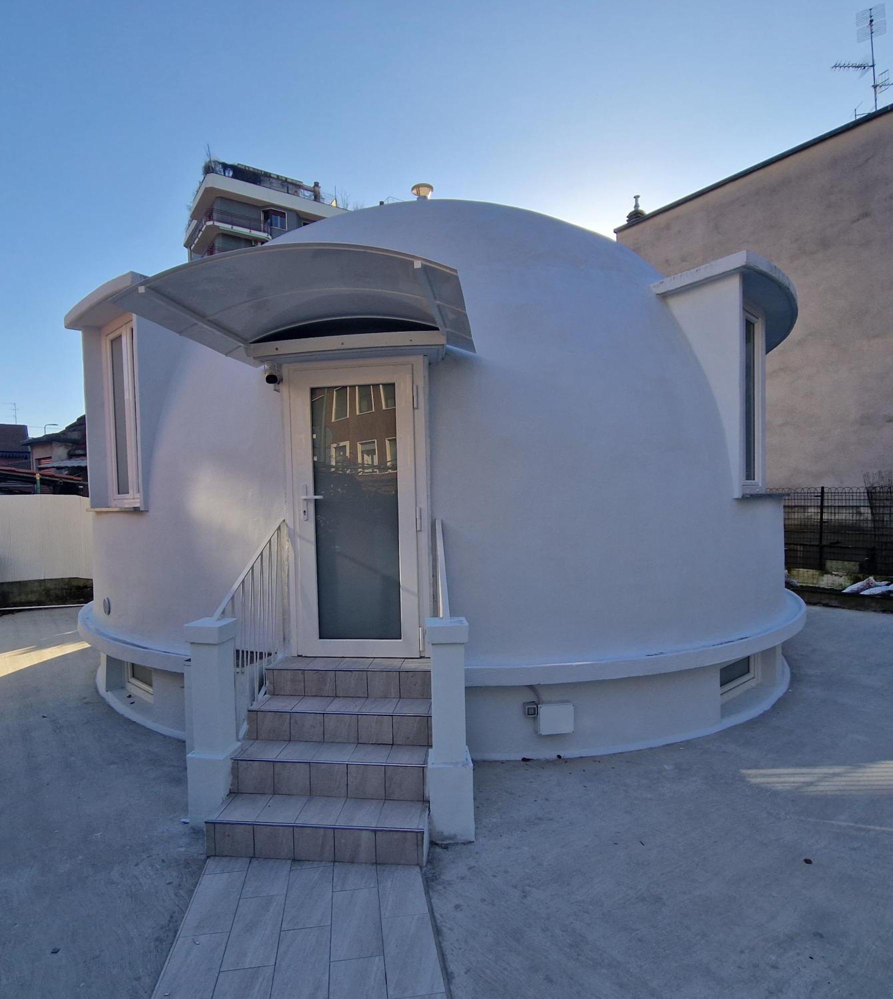 The Igloo Milano Villa Bagian luar foto